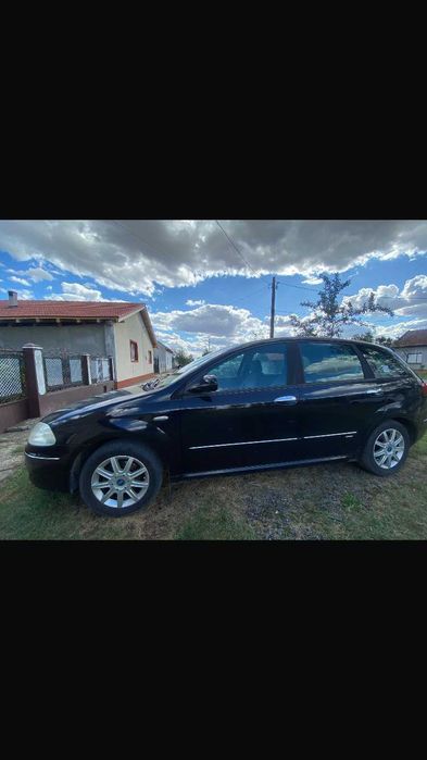 dezmembrez fiat croma