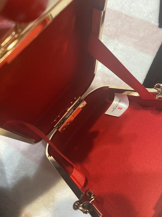 Оригинален клъч чанта-Elizabeth Arden