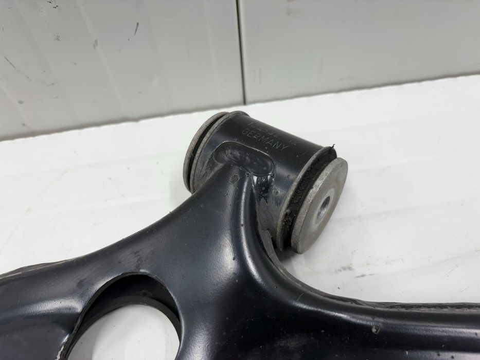 Преден Ляв Носач с Тампон за БМВ Ф48 Ф39 Ф40 Ф45 BMW F48 F39 F40 F45