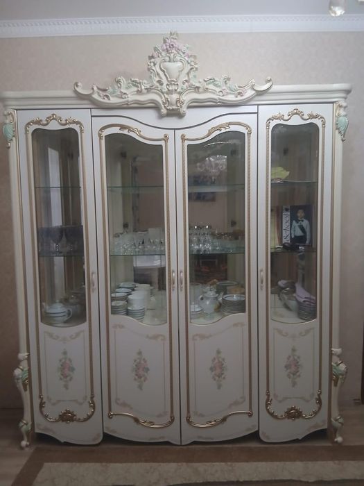 Продам гостинный гарнитур