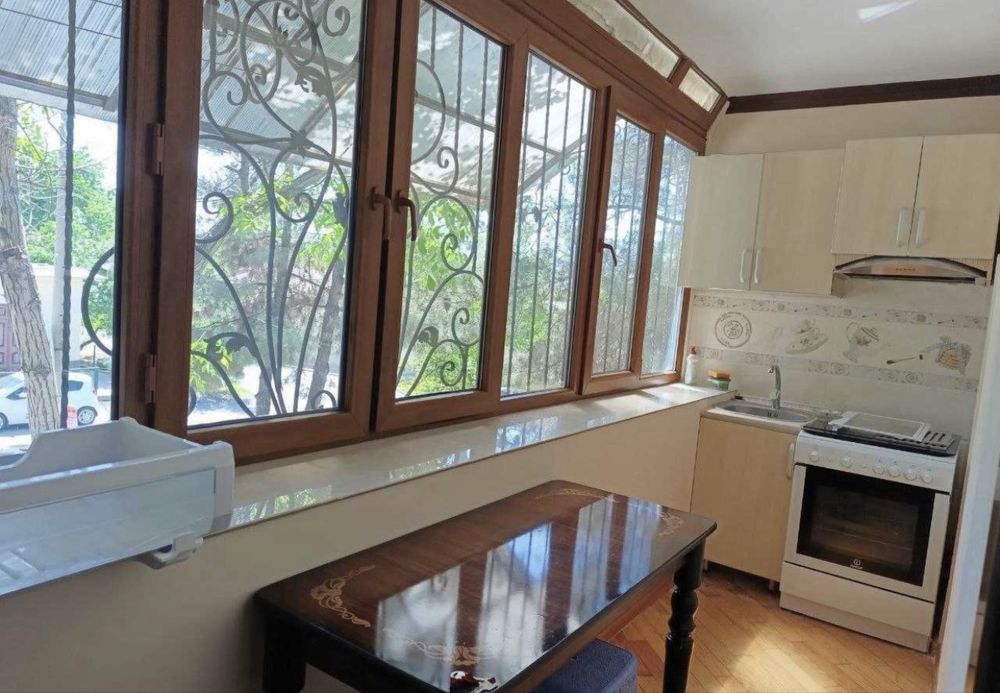 2в3 комнатная Юнусабад 12 квартал . Метро 4 минуты