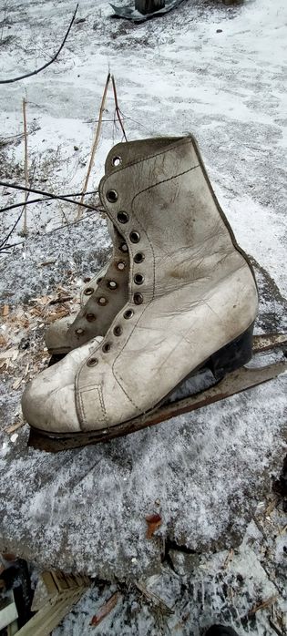 коньки б/у фигурные