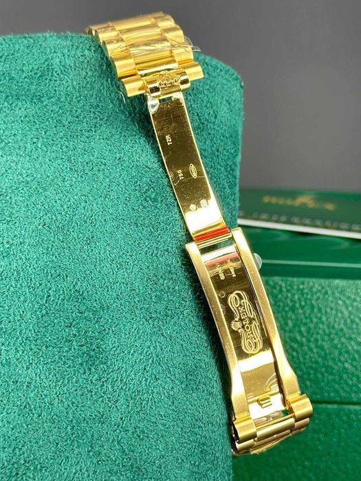 Rolex Day-Date 40mm жълто злато