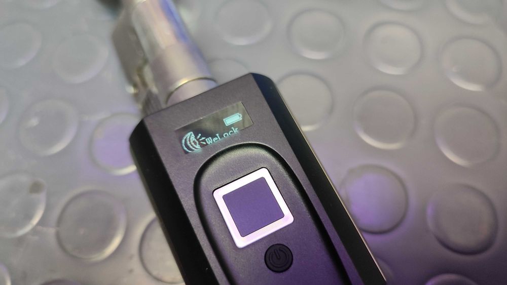 Умна ключалка с пръстов отпечатък