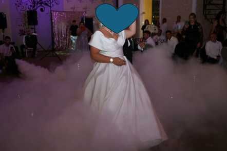 Rochie mireasa deosebita