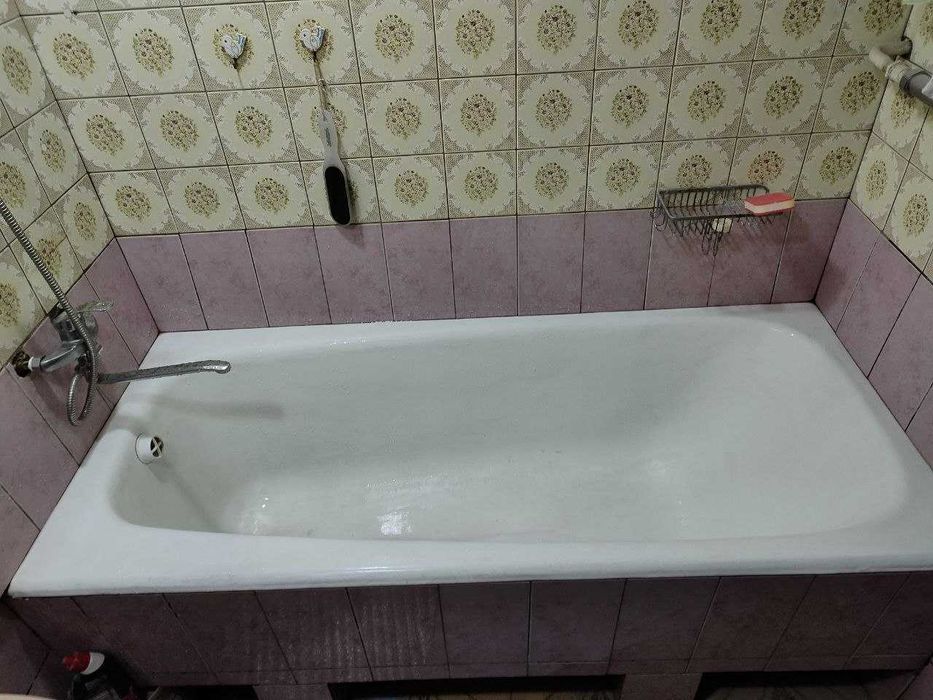 Продаю чугунную ванну