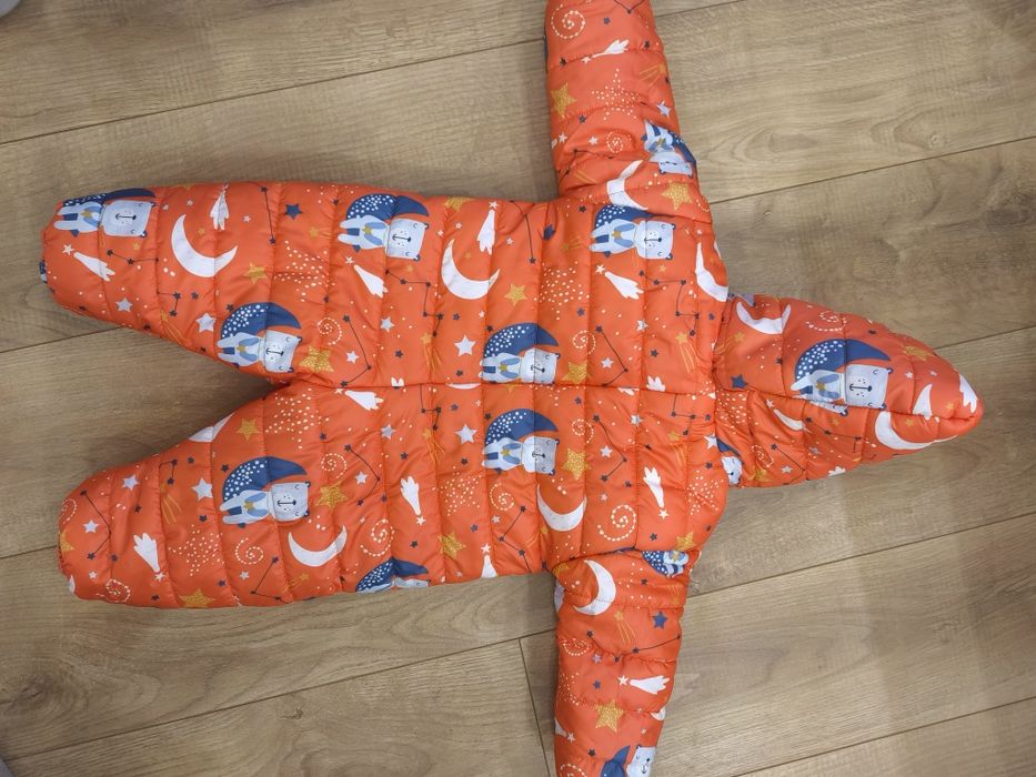 Бебешки космонавт