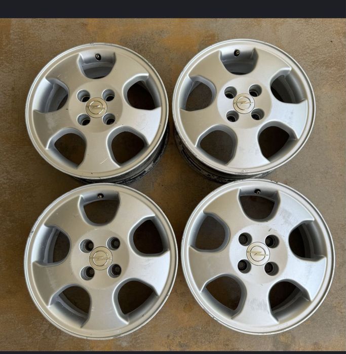 Opel опел титанка астра вектра бешка