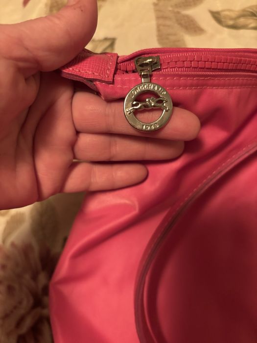 Longchamp, culoare rara fuchsia