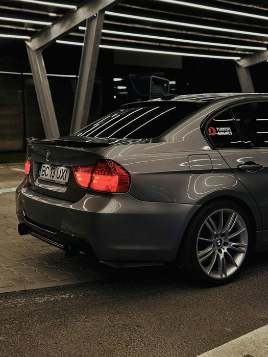 BMW 3 Series 2011