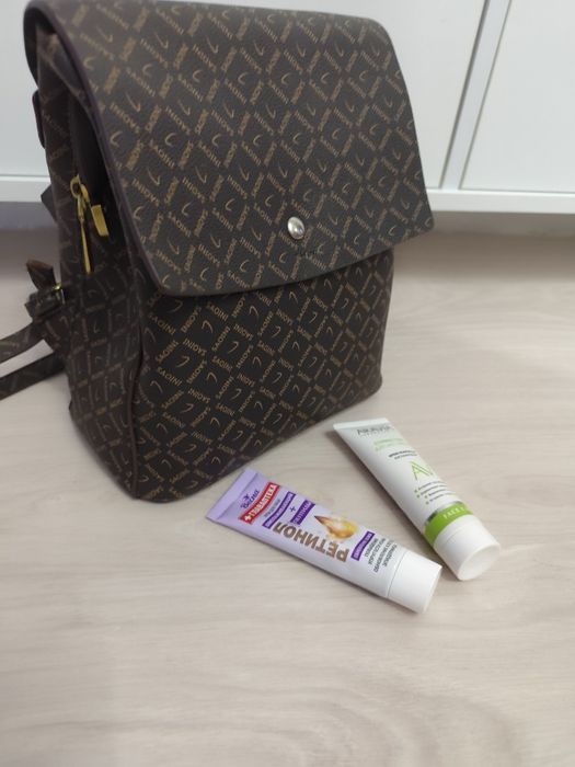 Продам все за 1500