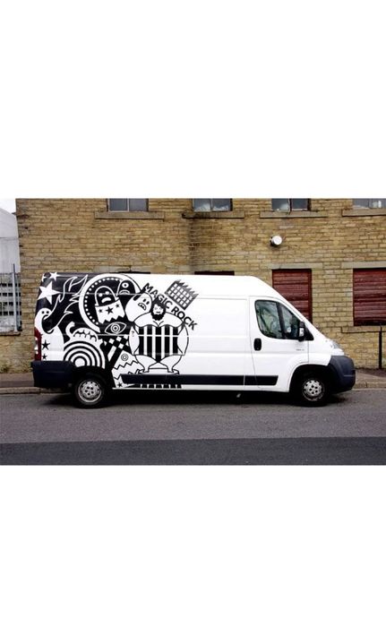 Наклейки на авто