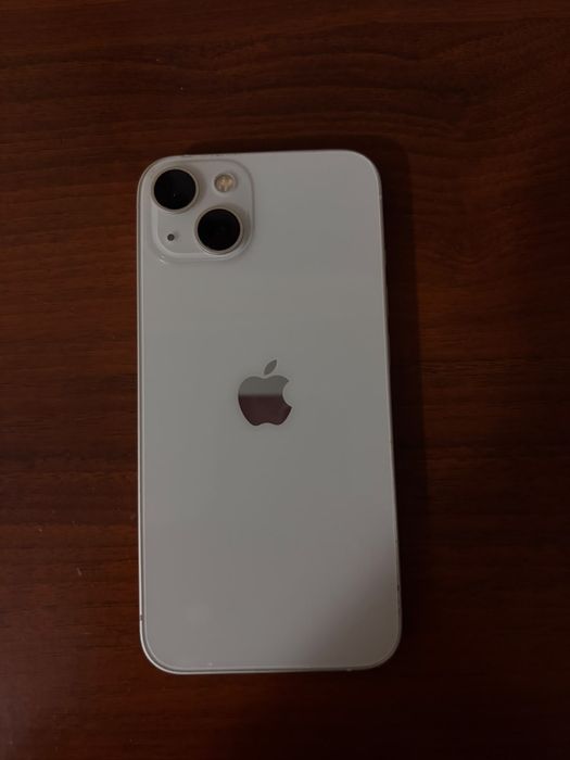 Продам iPhone 13