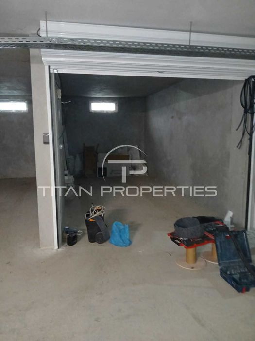 Тристаен апартамент Христо Смирненски