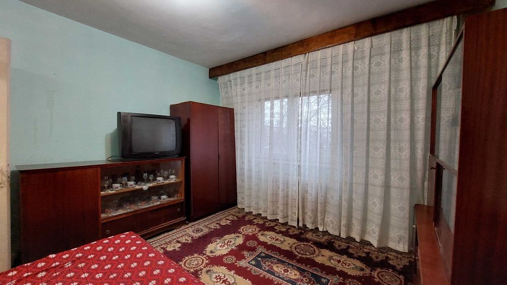 Vand apartament 2 camere decomandate; Brazda lui Novac, etaj 3/4