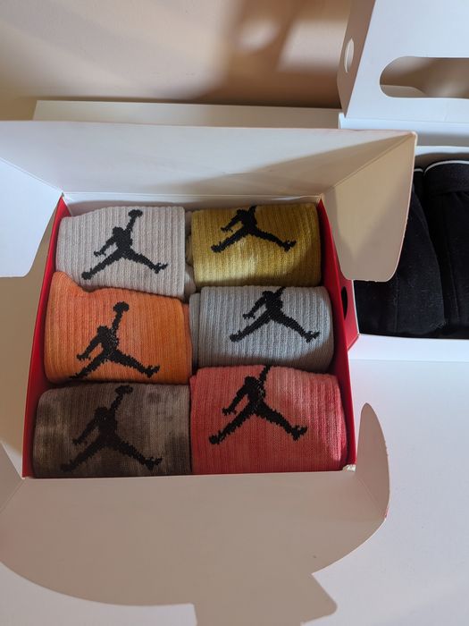 Зара комплект слип,чорапи jordan ,бикини комплект