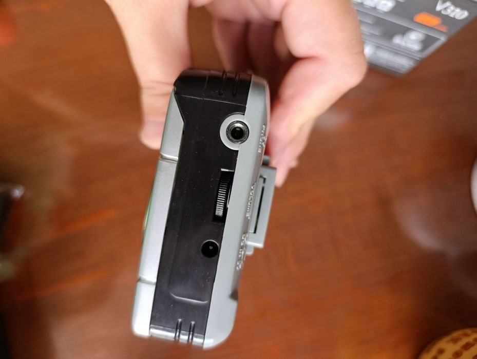 Продам кассетный плеер