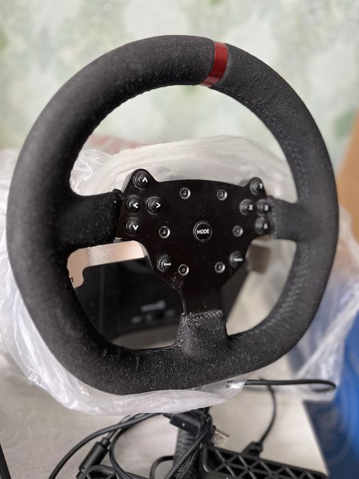 Руль игровой с педалями