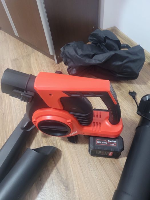 Suflanta /aspirator frunze  PANZER 18V Fa