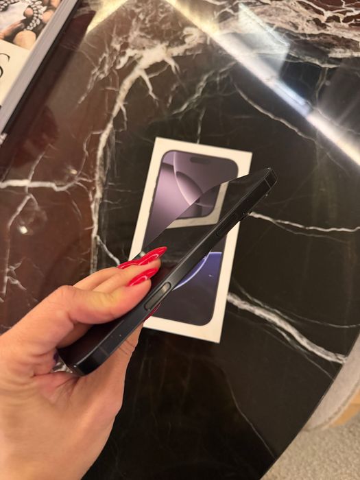 iPhone 16 pro max 1 tb