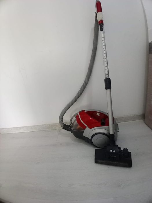 Пылисос LG 2000wat