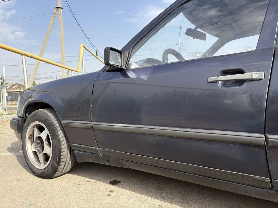 Mercedes Benz e230 автомат