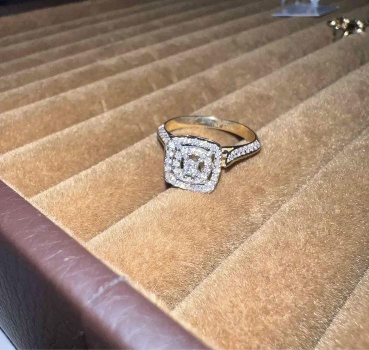 Бриллиантовое кольцо