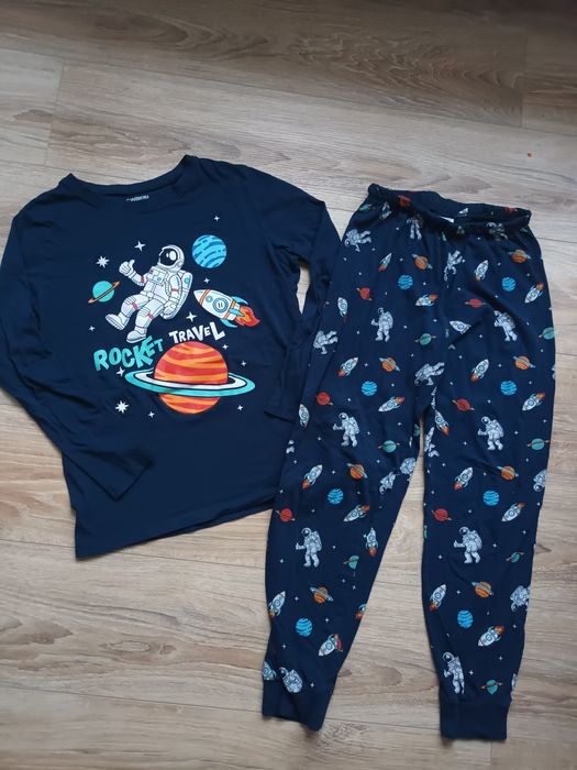 Пижама за момче размер 146 - 152 см