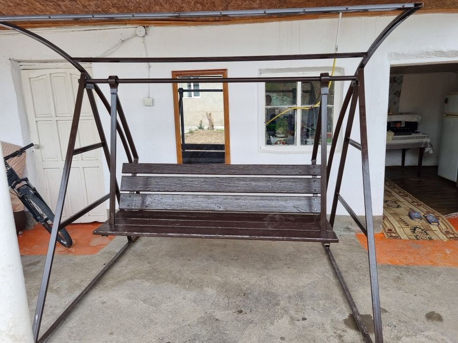 Продаётся железный качелья