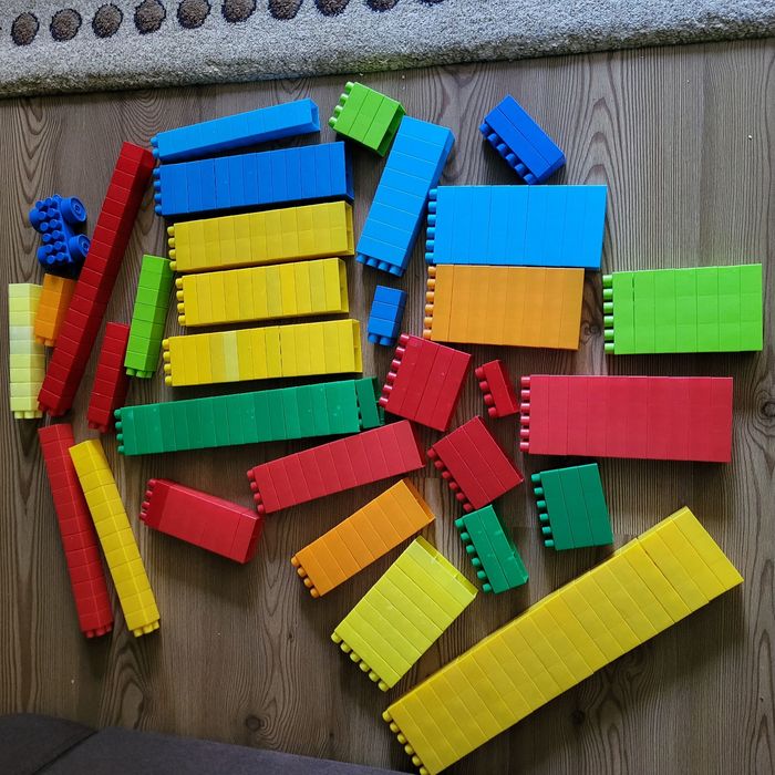 Joc/lot/set jucarii tip blocuri/piese/caramizi/cuburi de construit