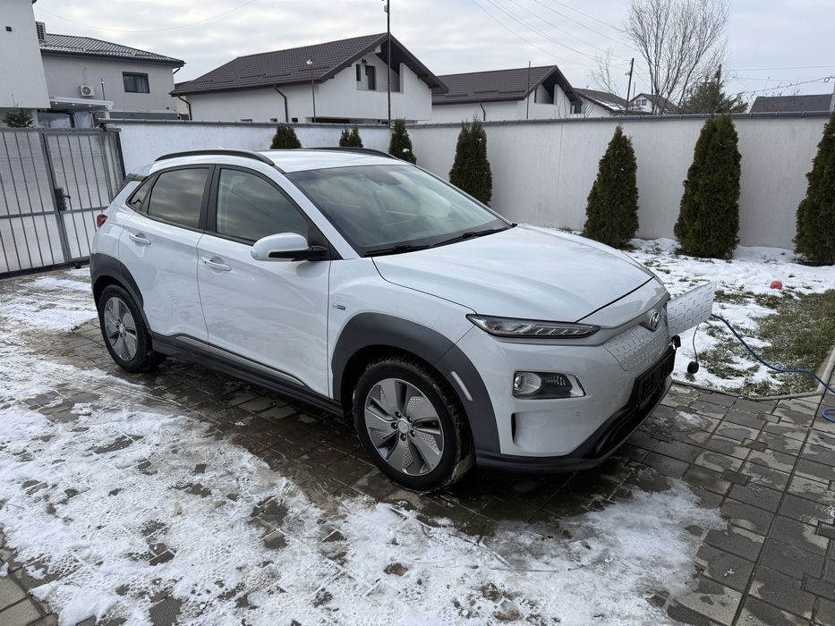 Hyundai Kona electric 64kw extra full