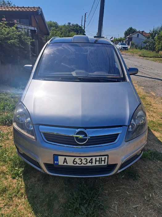 Opel Zafira перфектно състояние