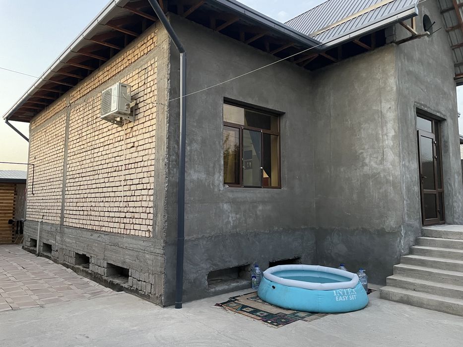 Продается дом 3,5 соток. Все условия есть.