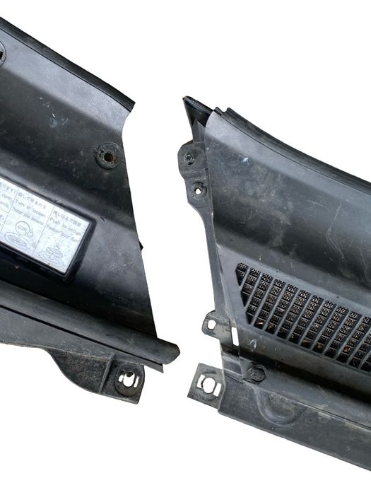 Ornament/Grila Parbriz Toyota Rav 4 Ii _A2_ 2000 - 2005 55708-42110