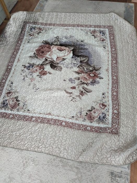 Покрывало на кровать