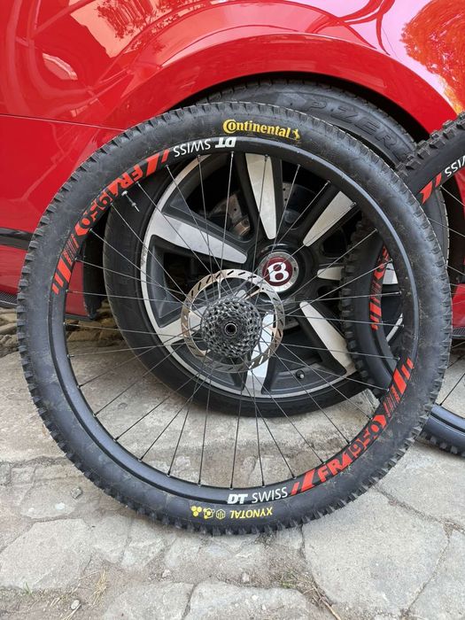 Капли DT Swiss FR1950 29” 12x157мм, Rockshox Super Deluxe Select+ 225мм