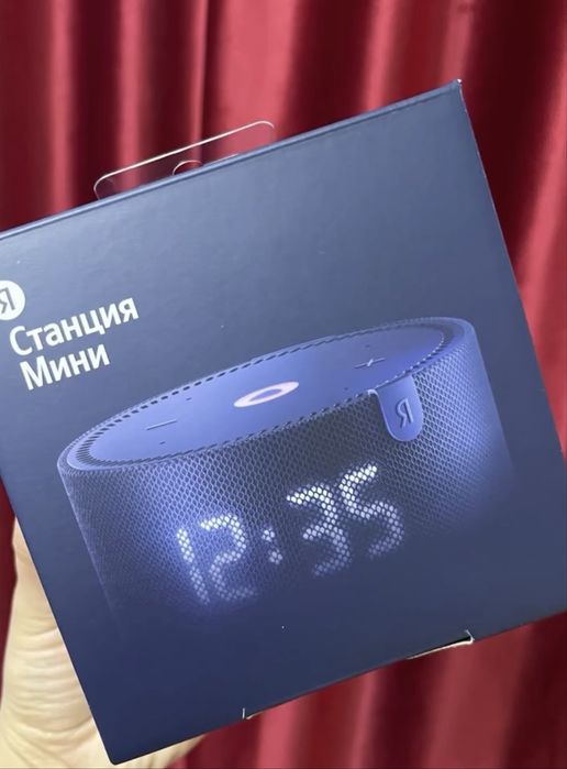 Яндекс станция мини с часами