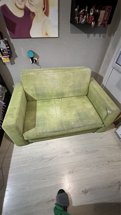 Диван в детскую или гостиную