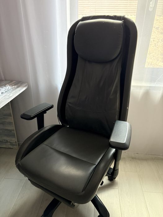Компьютерное кресло с массажем и подогревом