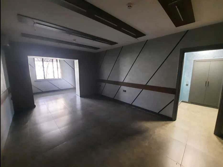 Аренда помещение  Ц2, Алайский рынок  95м2