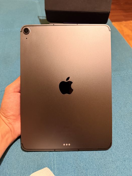 iPad Air 4 64GB Cellular + Apple Pencil 2 – stare impecabilă