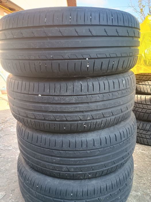 Vând 4 anvelope de vara Giti 225/55/R17