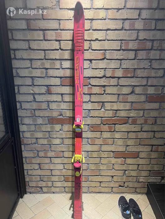 Горные лыжи Head