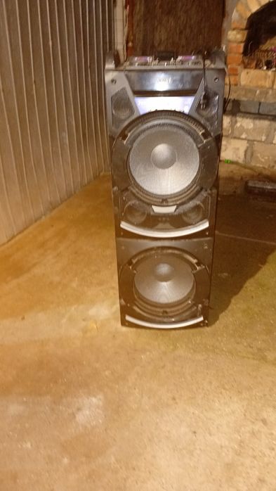 Vand Urgent Boxa Akai stare buna 1.500 lei usor negociabil