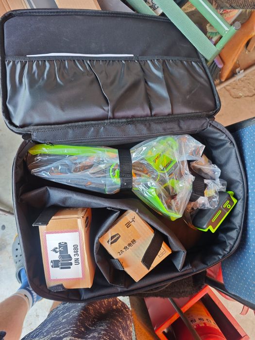 Мини цепная пила Greenworks 15см