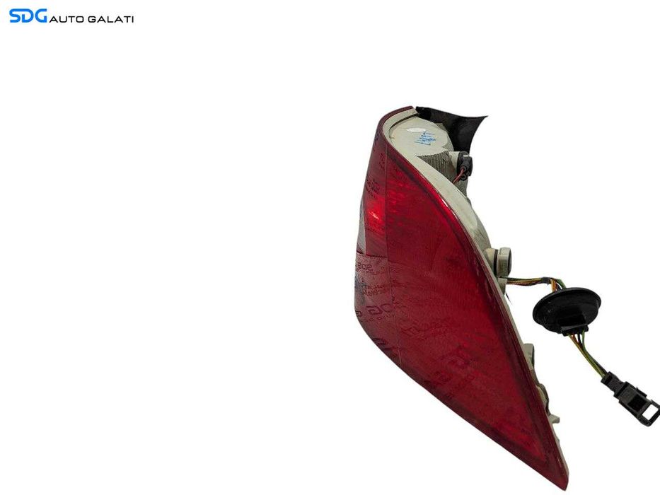 Stop Lampa Tripla Dreapta de pe Aripa Caroserie Skoda Superb 2 Hatchback Berlina Sedan 2008 - 2013 Cod 270502AH4 ZSB3T5945096 [L6847]