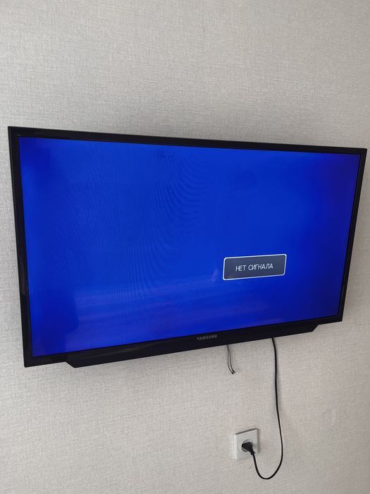 LED-телевизор Samsung 32" (81 см)