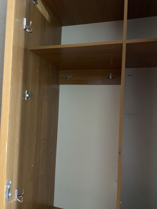 Шкаф.               .