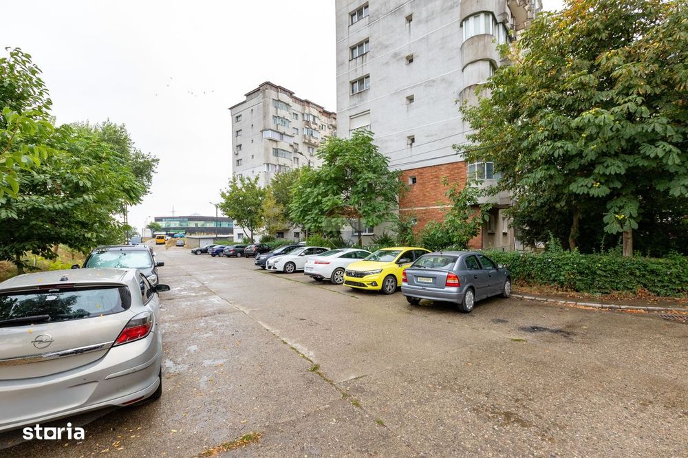 Apartament spațios cu 3 camere, etaj 1 – Strada Ștefan cel Mare