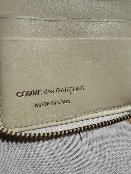 Comme Des Garcons Leather Wallet Star Embossed Zip Fold Off White.